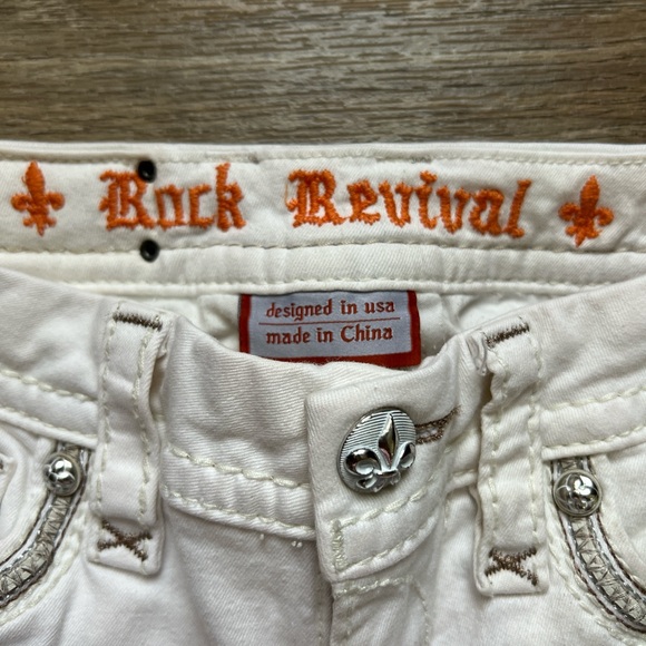 Rock Revival White Jean Shorts with Distressed Hem - Picture 4 of 8